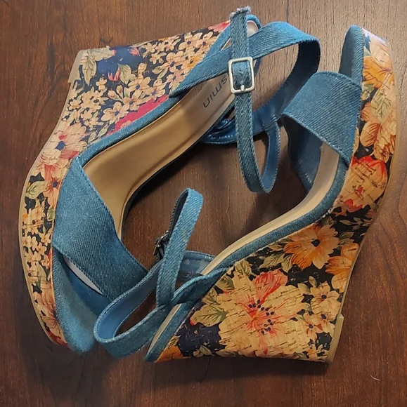 Jasmine denim floral wedges size 9 - Picture 7 of 11